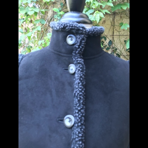 L.L. Bean Fleece Suede-Like Look Vest Sz S Reg - Picture 5 of 9